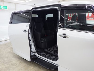 2025 Toyota ALPHARD 缩略图 76