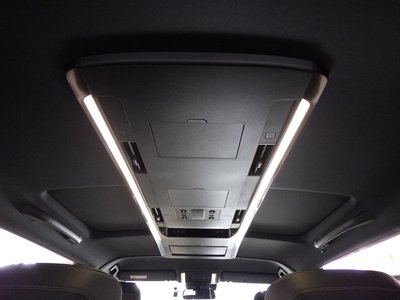 2025 Toyota ALPHARD 缩略图 24