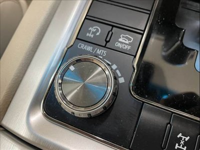 2018 Toyota LAND CRUISER 200 照片 9