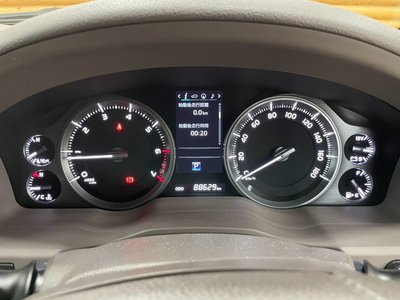 2018 Toyota LAND CRUISER 200 — миниатюра 54