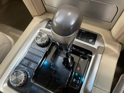 2018 Toyota LAND CRUISER 200 — миниатюра 47