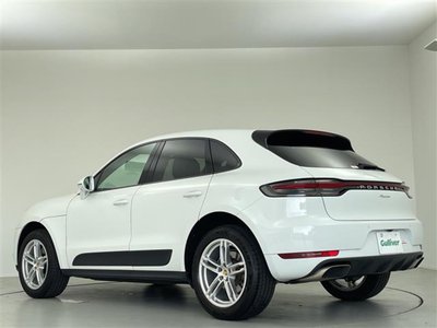 2019 Porsche MACAN thumbnail 17