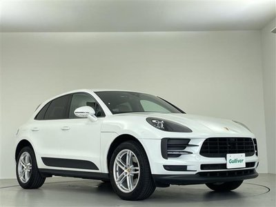 2019 Porsche MACAN thumbnail 16
