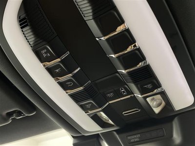 2019 Porsche MACAN 照片 7