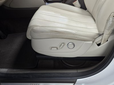 صورة مصغرة 32 لـ 2021 Genesis GV80