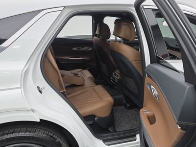 صورة مصغرة 11 لـ 2022 Genesis GV70