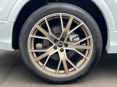 2024 AUDI Q8 thumbnail 43