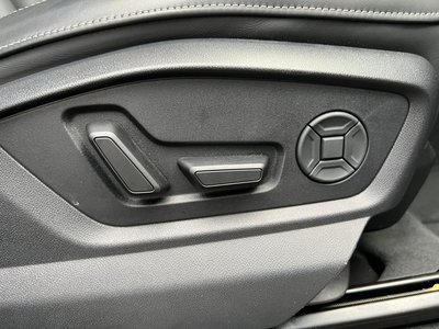 2024 AUDI Q8 thumbnail 34