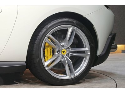 صورة مصغرة 39 لـ 2023 Ferrari ROMA