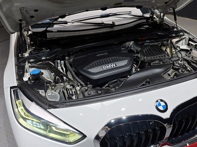 2021 BMW 1 SERIES 照片 7