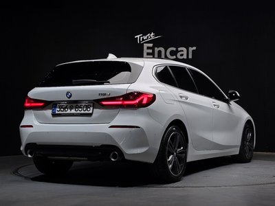 2021 BMW 1 SERIES 照片 5