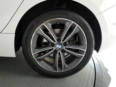 2021 BMW 1 SERIES 照片 8
