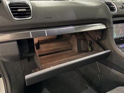 2015 Porsche CAYMAN 缩略图 37