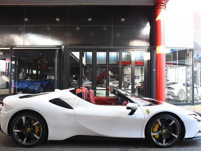 FERRARI SF90 SPIDER - 5