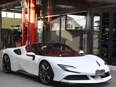 FERRARI SF90 SPIDER - 8