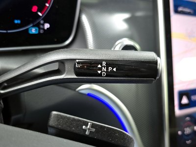 MERCEDES-BENZ GLC - 9