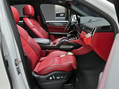 PORSCHE CAYENNE - 10