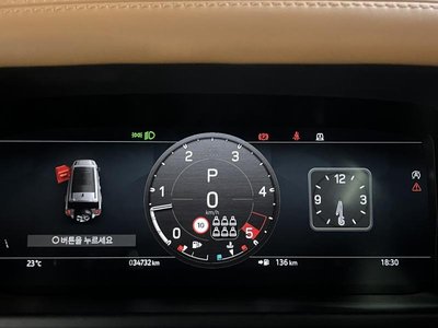 LAND ROVER DEFENDER - 8