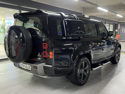 LAND ROVER DEFENDER - 5