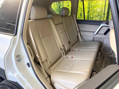 TOYOTA LAND CRUISER PRADO - 9