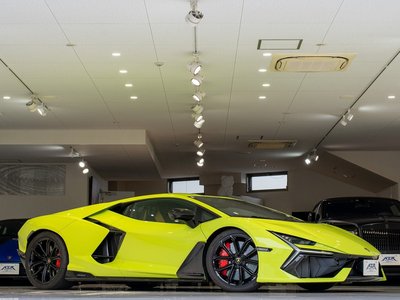 LAMBORGHINI REVUELTO - 4