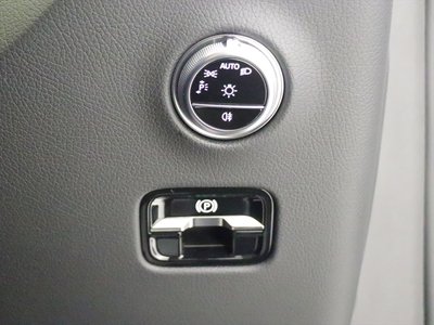 2024 Mercedes-BENZ GLC thumbnail 30