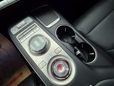 صورة مصغرة 17 لـ 2022 Genesis ELECTRIFIED GV70