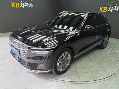 2022 Genesis ELECTRIFIED GV70 photo 2