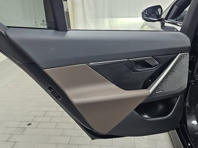 2025 BMW 5 SERIES — миниатюра 15