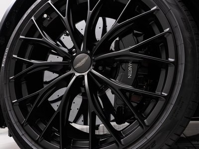 ASTON MARTIN VANTAGE - 2