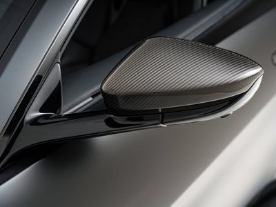 ASTON MARTIN VANTAGE - 6