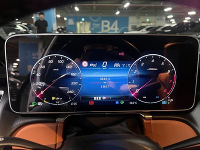MERCEDES-BENZ S-CLASS - 9
