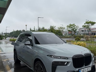 BMW X7 - 1