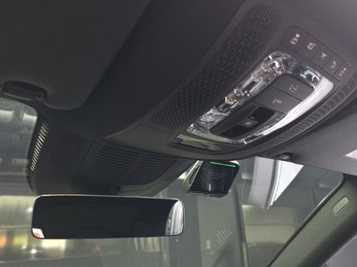 2026 Mercedes-BENZ GLS — миниатюра 30