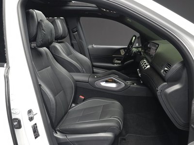 2026 Mercedes-BENZ GLS — миниатюра 17