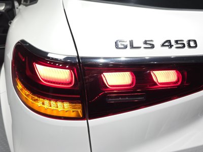 MERCEDES-BENZ GLS - 10