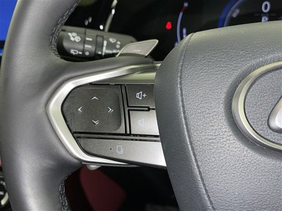 صورة مصغرة 11 لـ 2023 Lexus NX