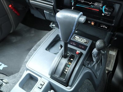 صورة مصغرة 16 لـ 2003 Toyota LAND CRUISER 70