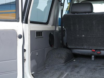 صورة مصغرة 29 لـ 2003 Toyota LAND CRUISER 70