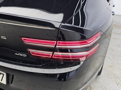 GENESIS G80 (RG3) - 10