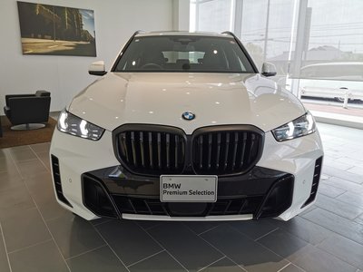 صورة 8 لـ 2025 BMW X5