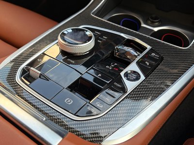 2025 BMW X7 缩略图 27