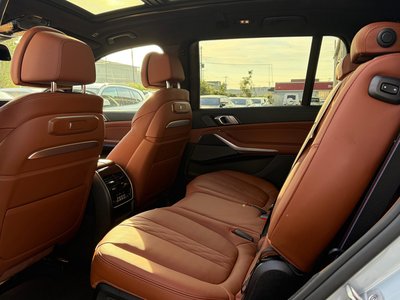 2025 BMW X7 缩略图 77