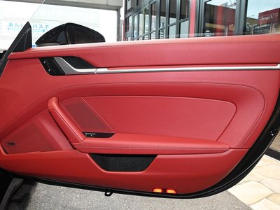 2025 Porsche 911 缩略图 34