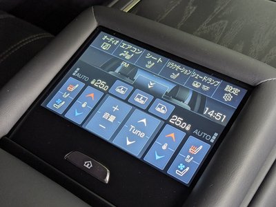 2023 Lexus LS — миниатюра 12