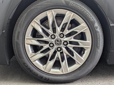 2023 Lexus LS — миниатюра 33