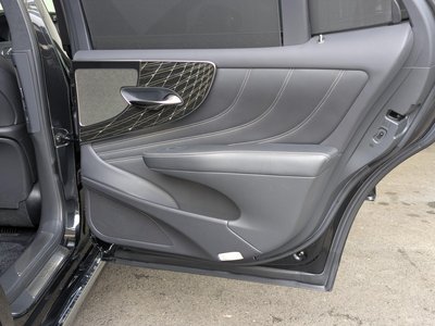2023 Lexus LS — миниатюра 49