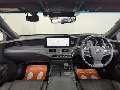 2023 Lexus LS — миниатюра 2