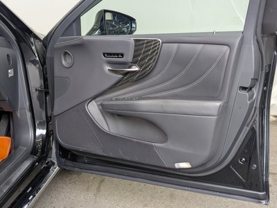 2023 Lexus LS — миниатюра 48