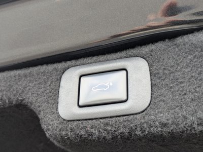 2023 Lexus LS — миниатюра 44